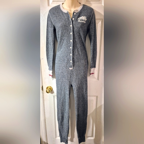 Roots Grey Onesie Small - Picture 2 of 7
